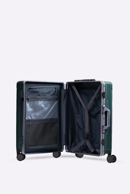 4 in 1 Carry-On Pro suitcase